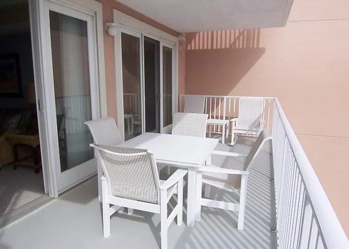 South Apartment *